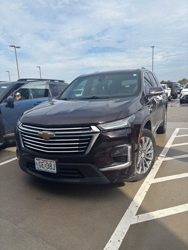 2022 Chevrolet Traverse Premier — photo 1 of 7