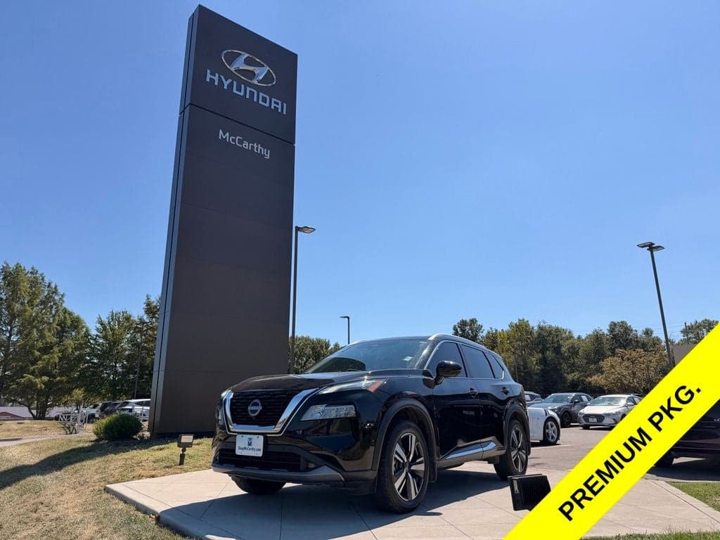 2022 Nissan Rogue SL — photo 1 of 31