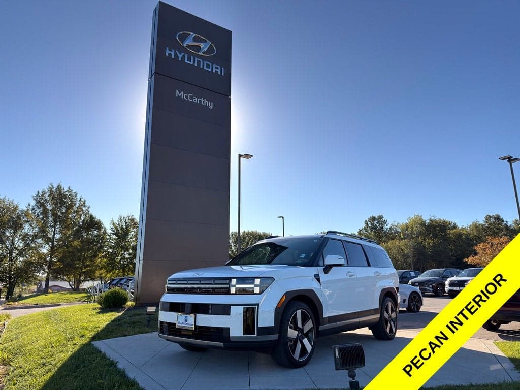 2024 Hyundai Santa Fe Limited — photo 1 of 11