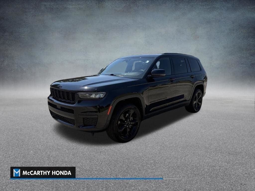2021 Jeep Grand Cherokee L Altitude — photo 1 of 45