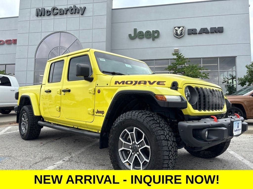 2024 Jeep Gladiator Mojave — photo 1 of 49