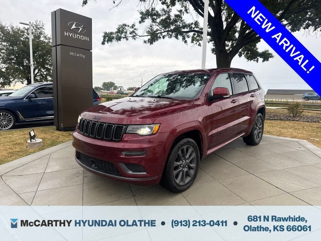 2018 Jeep Grand Cherokee Overland — photo 1 of 17