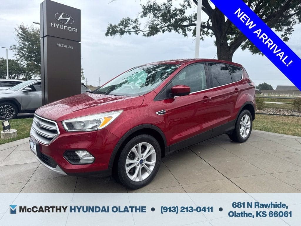 2017 Ford Escape SE — photo 1 of 28