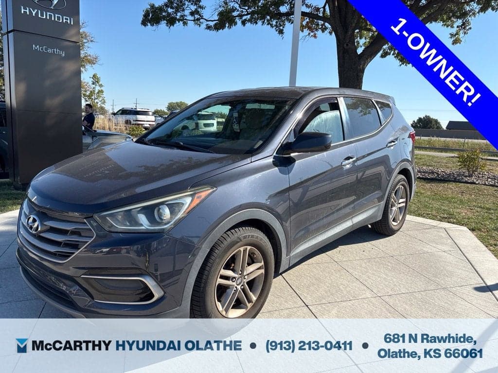 2017 Hyundai Santa Fe Sport Base — photo 1 of 5