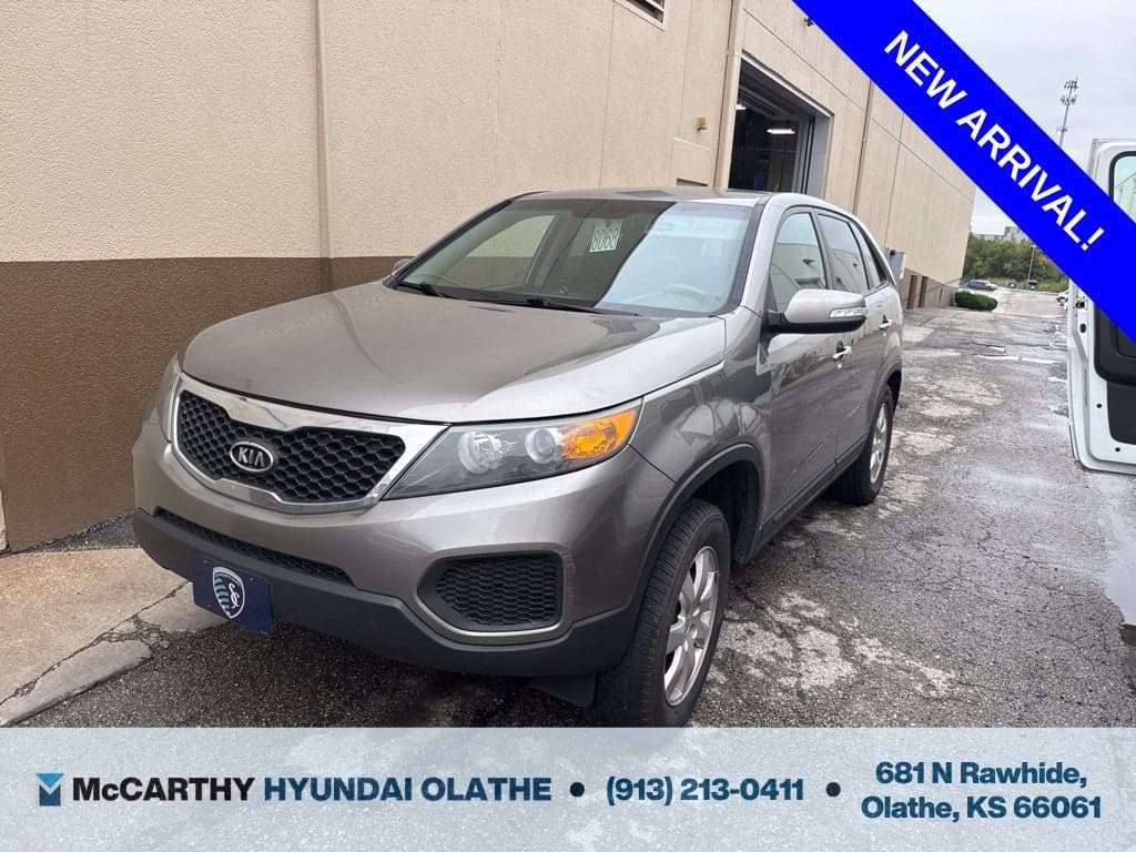 2012 Kia Sorento LX — photo 1 of 4