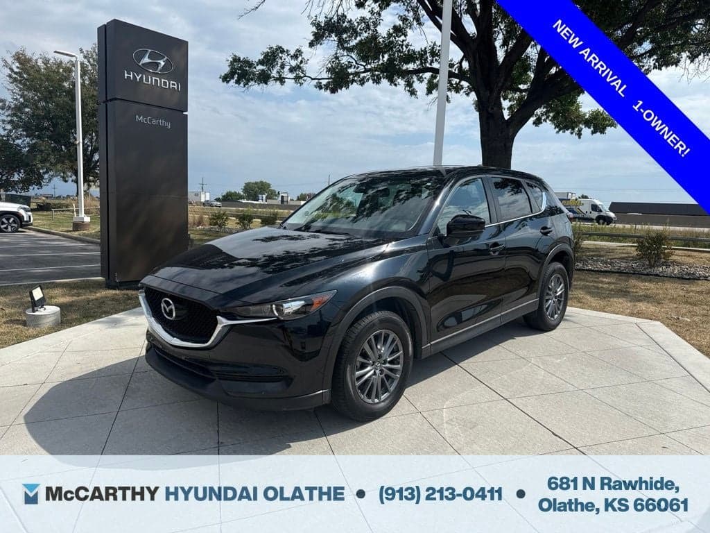2017 Mazda CX-5 Touring — photo 1 of 13