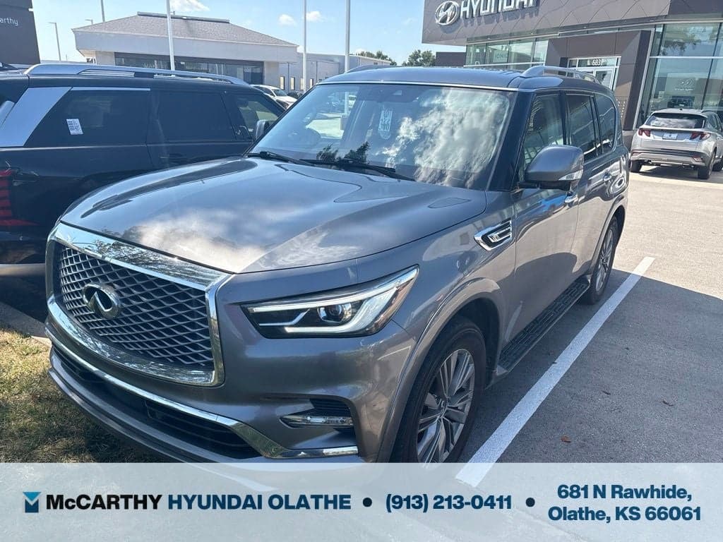 2021 INFINITI QX80 LUXE — photo 1 of 10