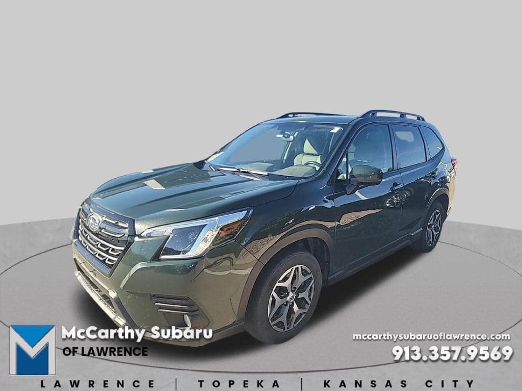 2022 Subaru Forester Premium — photo 1 of 5