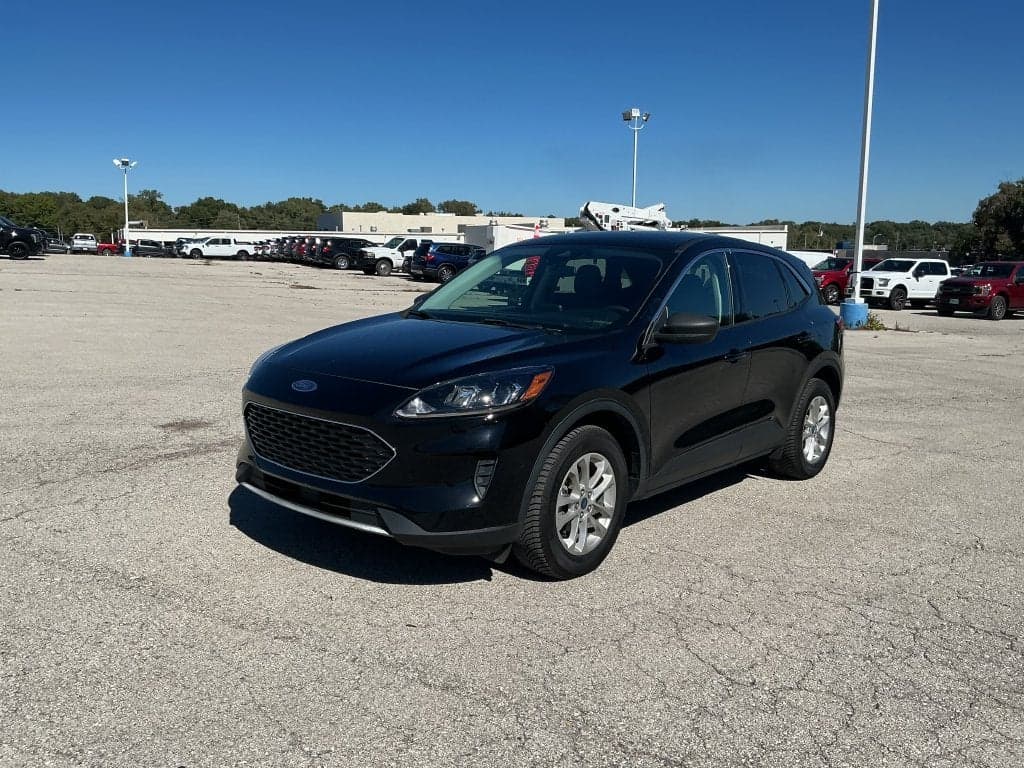 2022 Ford Escape Base — photo 1 of 30