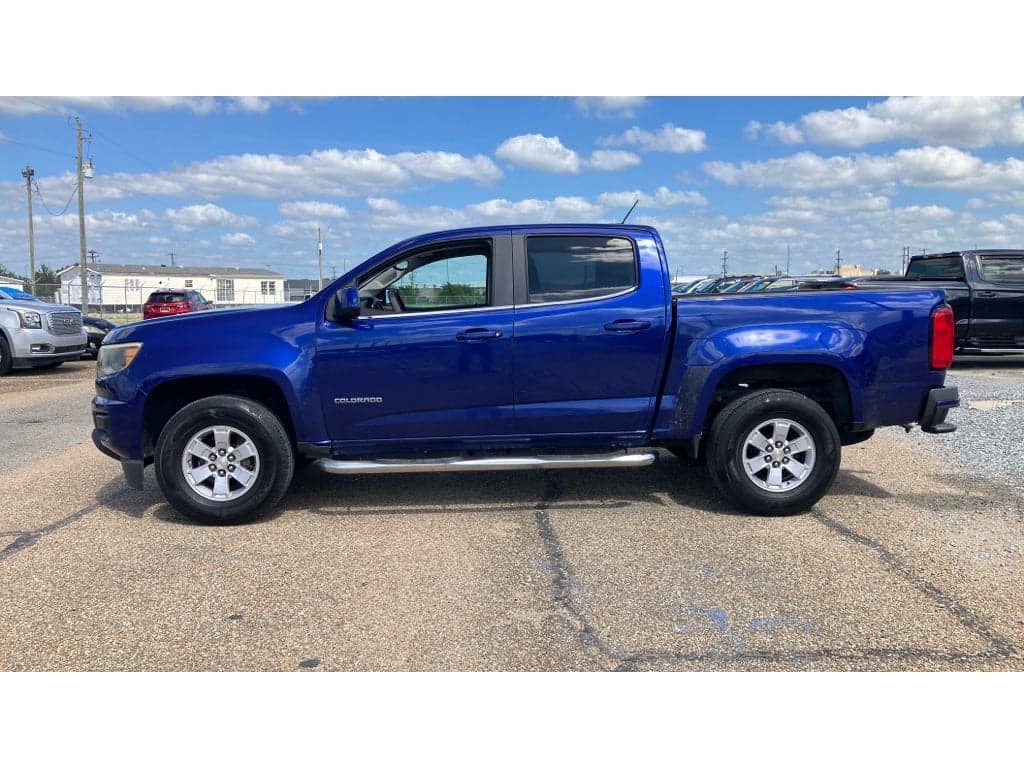 2015 Chevrolet Colorado 2WD WT — photo 1 of 5