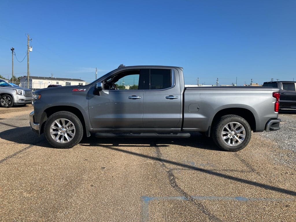 2020 Chevrolet Silverado 1500 LTZ — photo 1 of 5