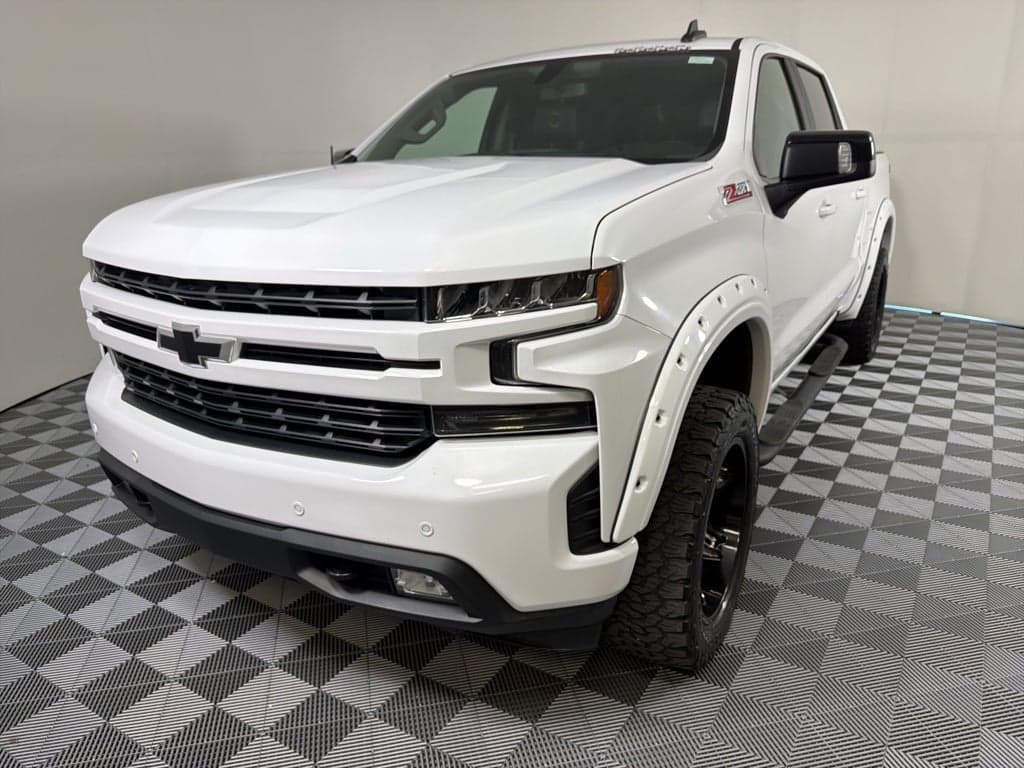 2020 Chevrolet Silverado 1500 RST — photo 1 of 5