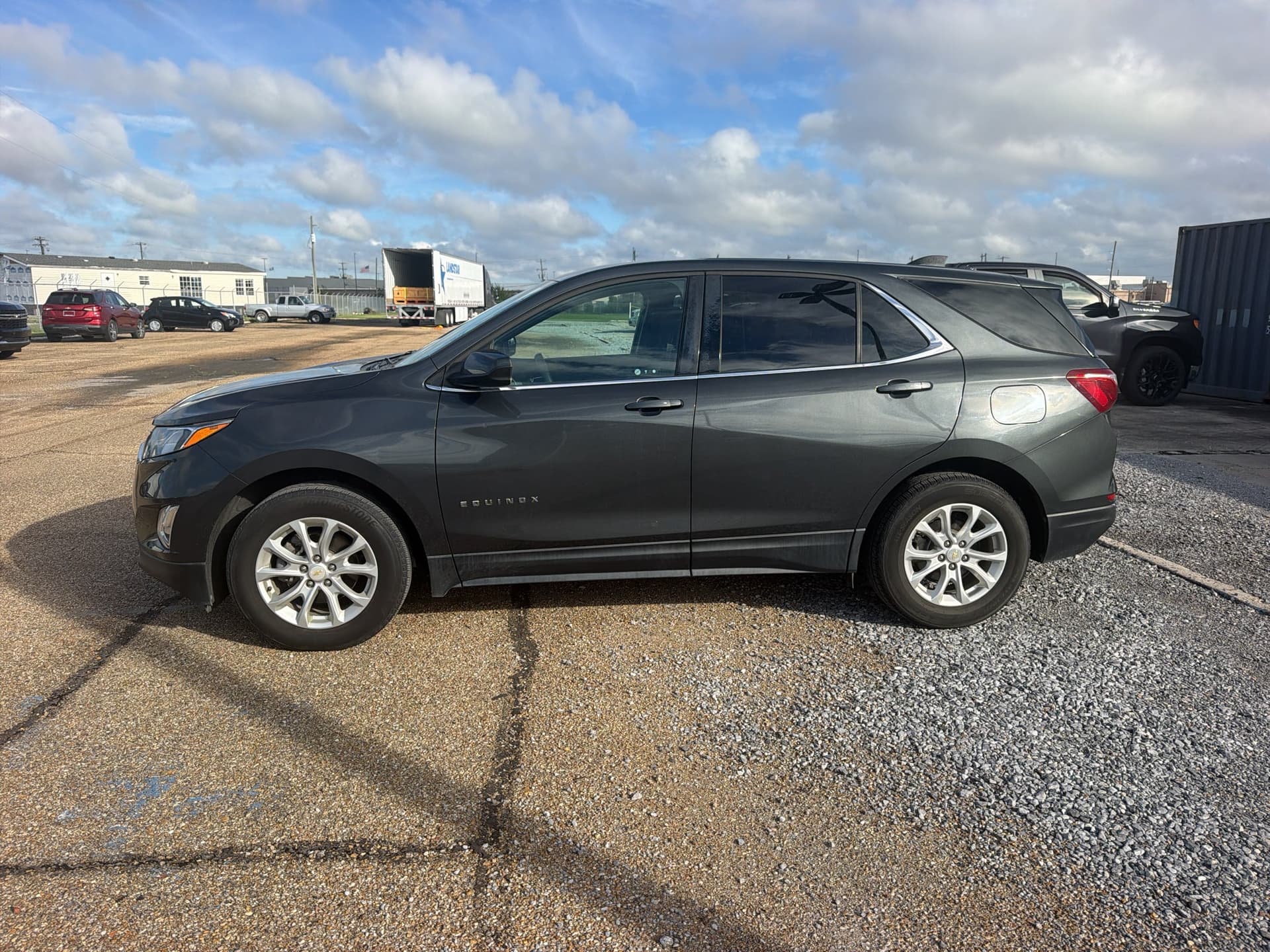 2019 Chevrolet Equinox LT — photo 1 of 5