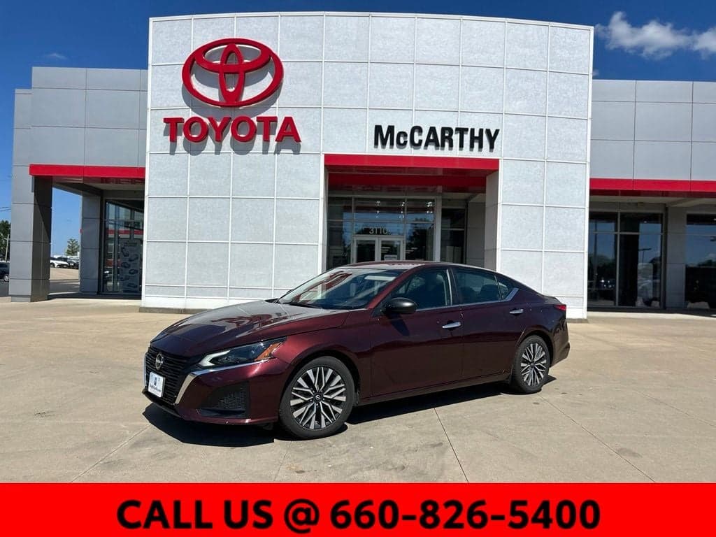 2024 Nissan Altima 2.5 SV — photo 1 of 16