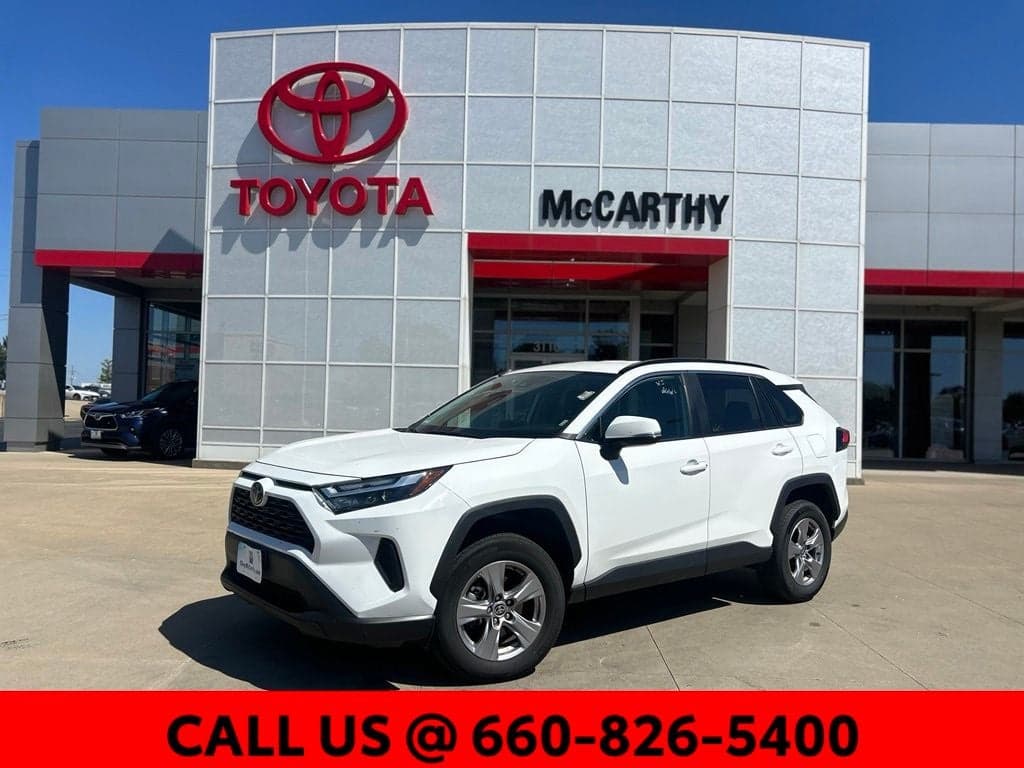 2025 Toyota RAV4 XLE — photo 1 of 17