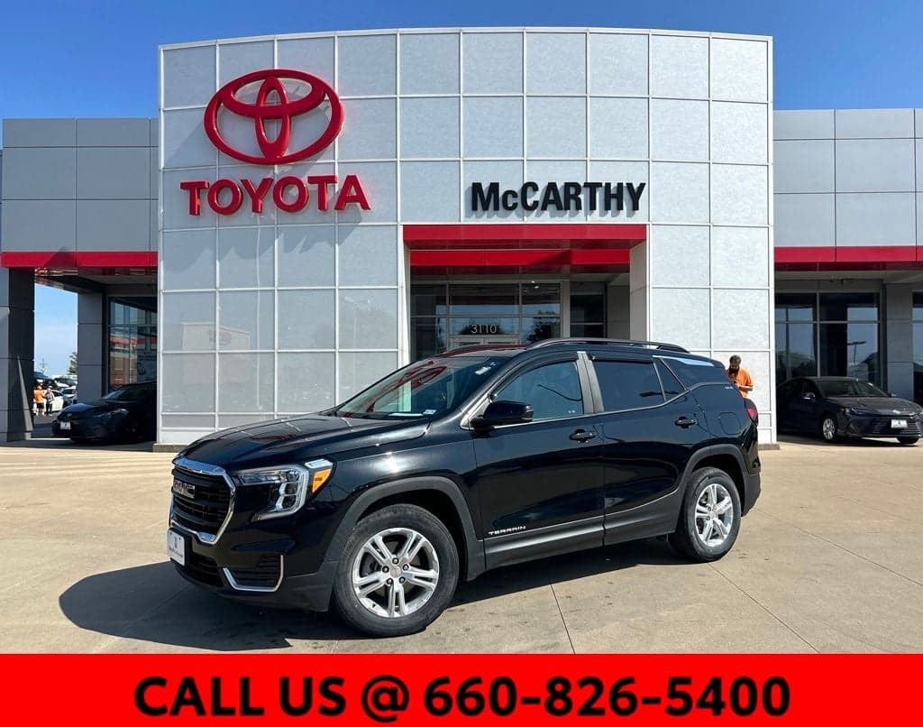 2022 GMC Terrain SLE — photo 1 of 17