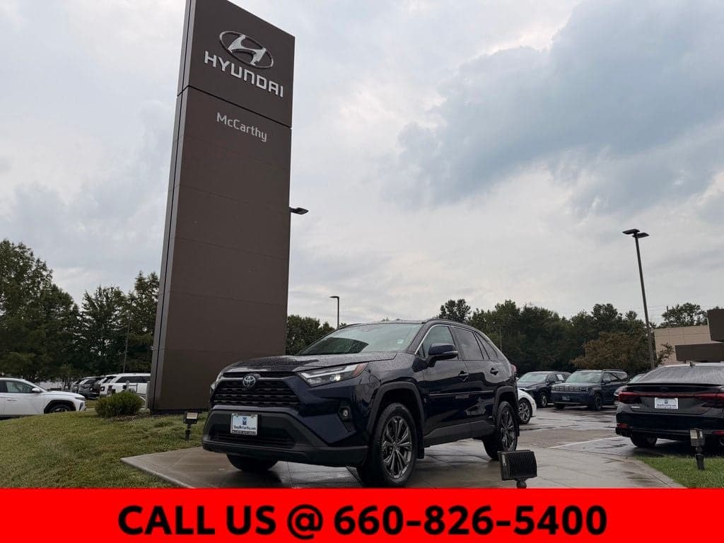 2022 Toyota RAV4 Hybrid XLE Premium — photo 1 of 36