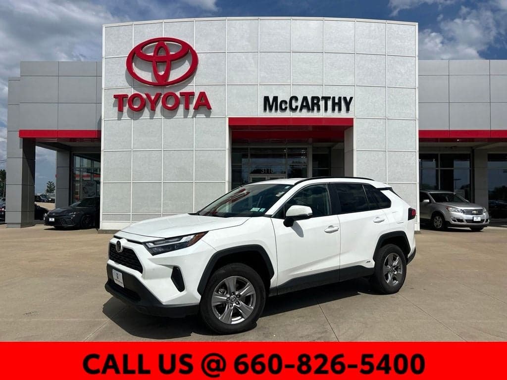 2025 Toyota RAV4 Base — photo 1 of 16