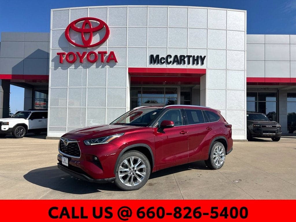 2023 Toyota Highlander Limited — photo 1 of 5