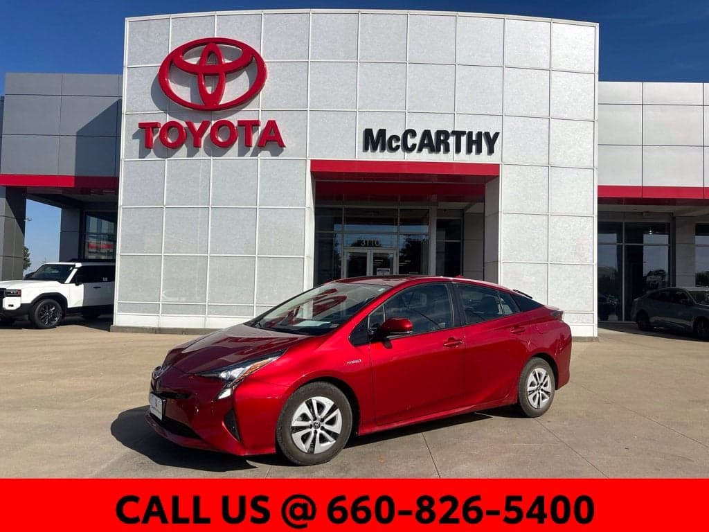2016 Toyota Prius Four — photo 1 of 5