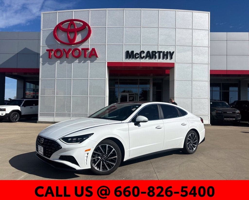 2023 Hyundai Sonata Limited — photo 1 of 5