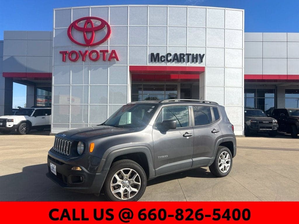 2017 Jeep Renegade Latitude — photo 1 of 5