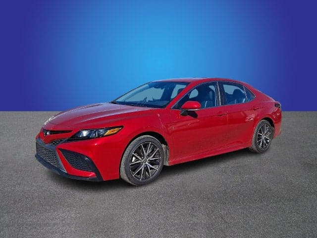 2024 Toyota Camry SE — photo 1 of 5