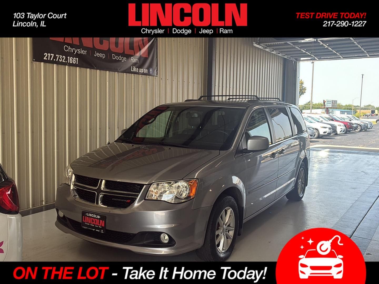 2017 Dodge Grand Caravan SXT — photo 1 of 27