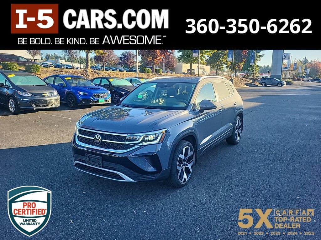 2023 Volkswagen Taos Base — photo 1 of 5