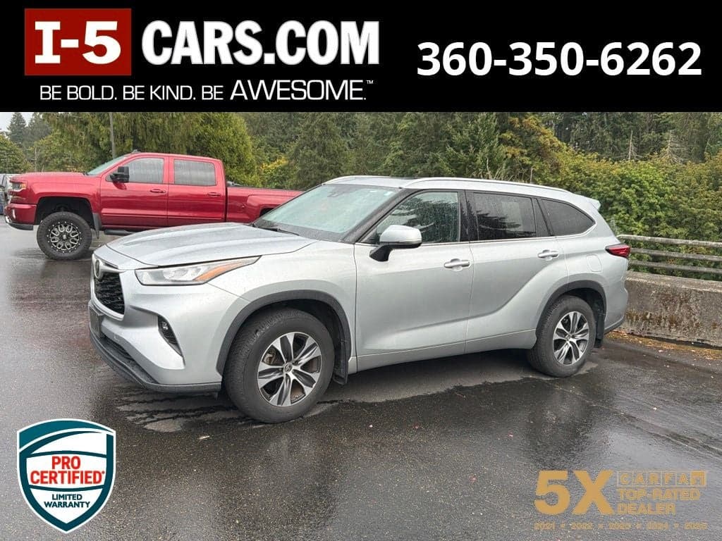 2020 Toyota Highlander XLE — photo 1 of 7