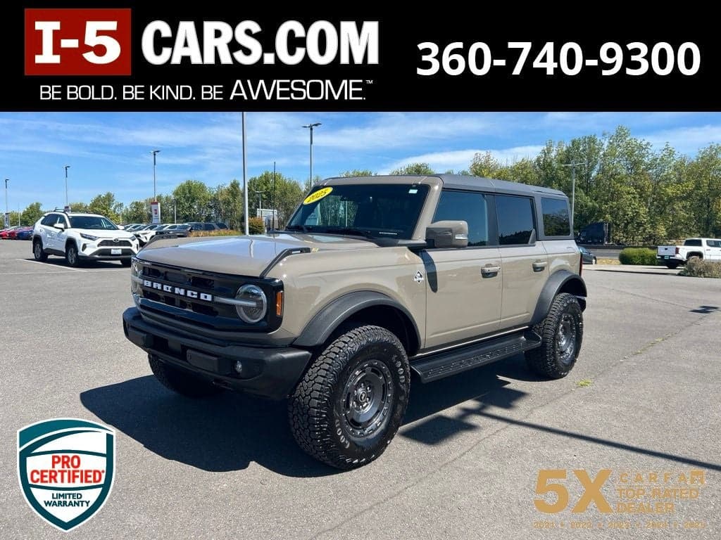 2025 Ford Bronco Outer Banks — photo 1 of 10