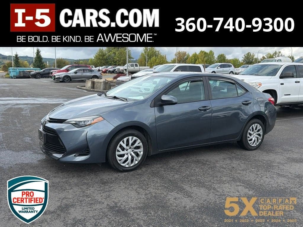 2018 Toyota Corolla LE — photo 1 of 7