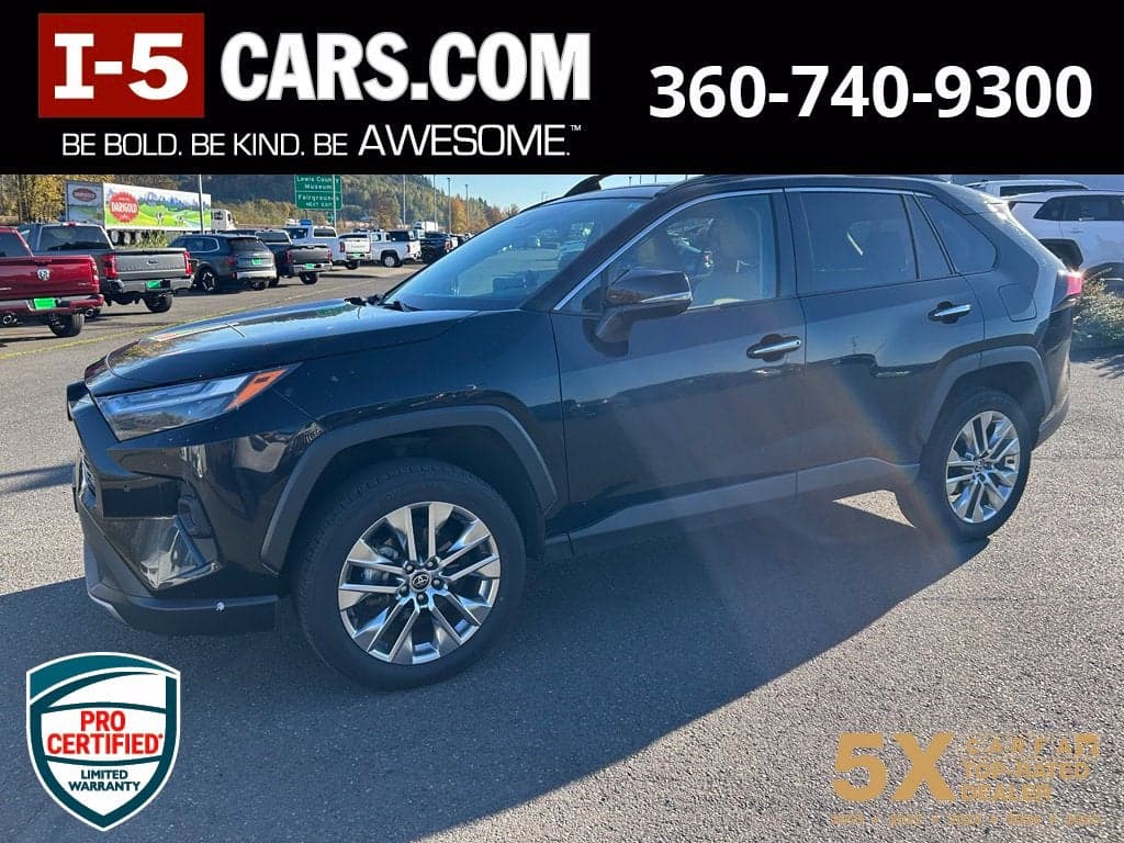 2022 Toyota RAV4 Limited — photo 1 of 5