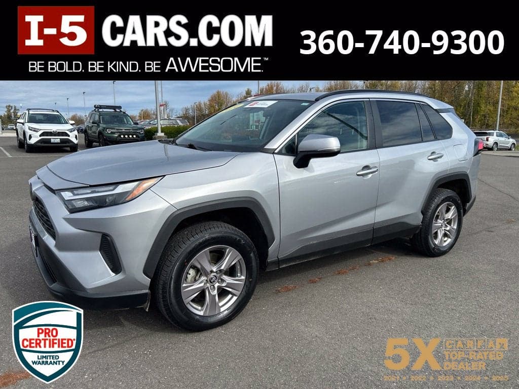 2024 Toyota RAV4 XLE — photo 1 of 5