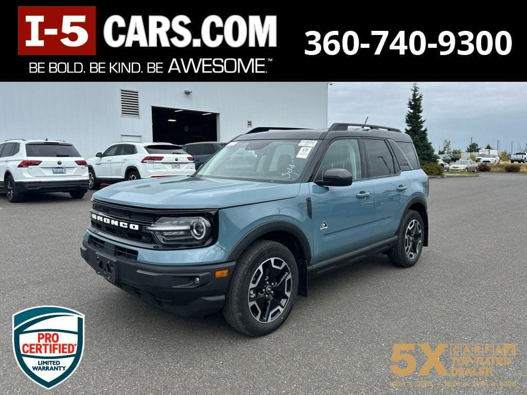 2021 Ford Bronco Sport Outer Banks — photo 1 of 7