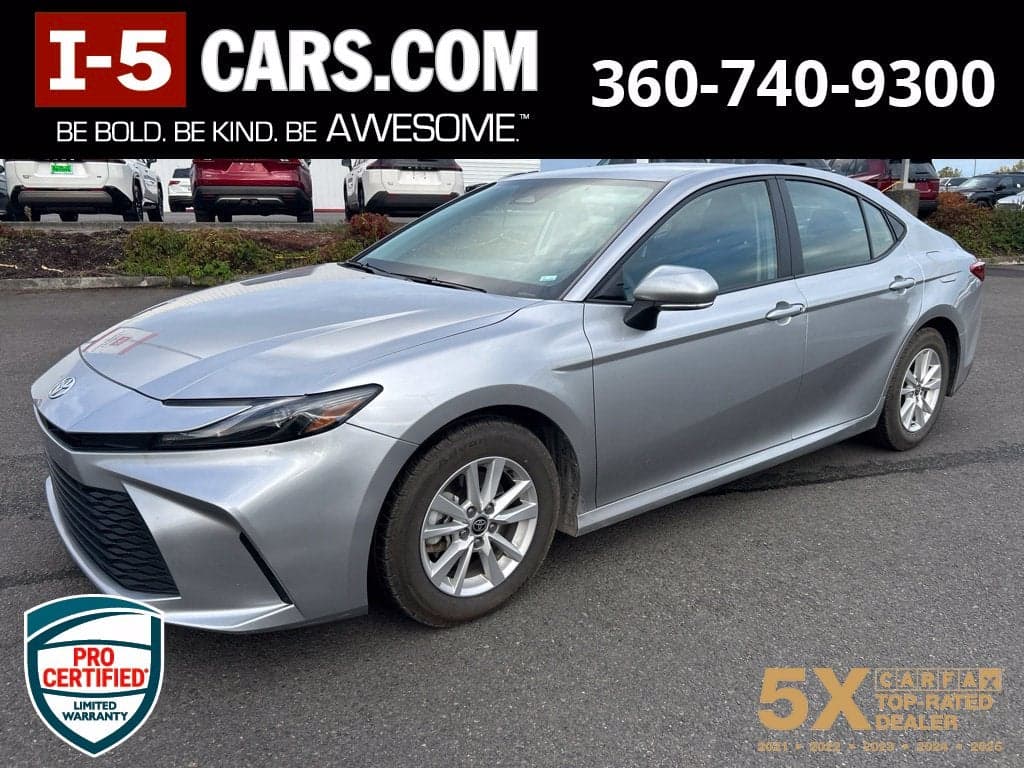 2025 Toyota Camry LE — photo 1 of 7