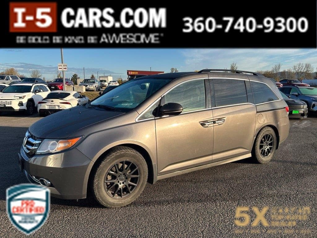 2015 Honda Odyssey Touring Elite — photo 1 of 4