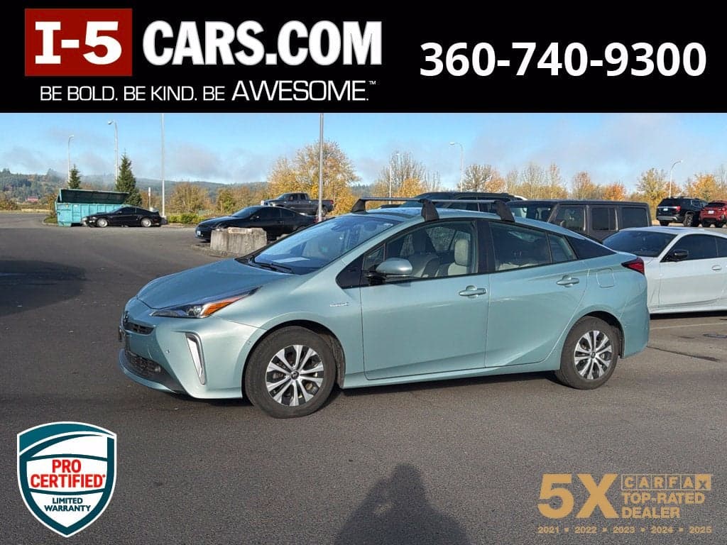 2019 Toyota Prius LE — photo 1 of 5