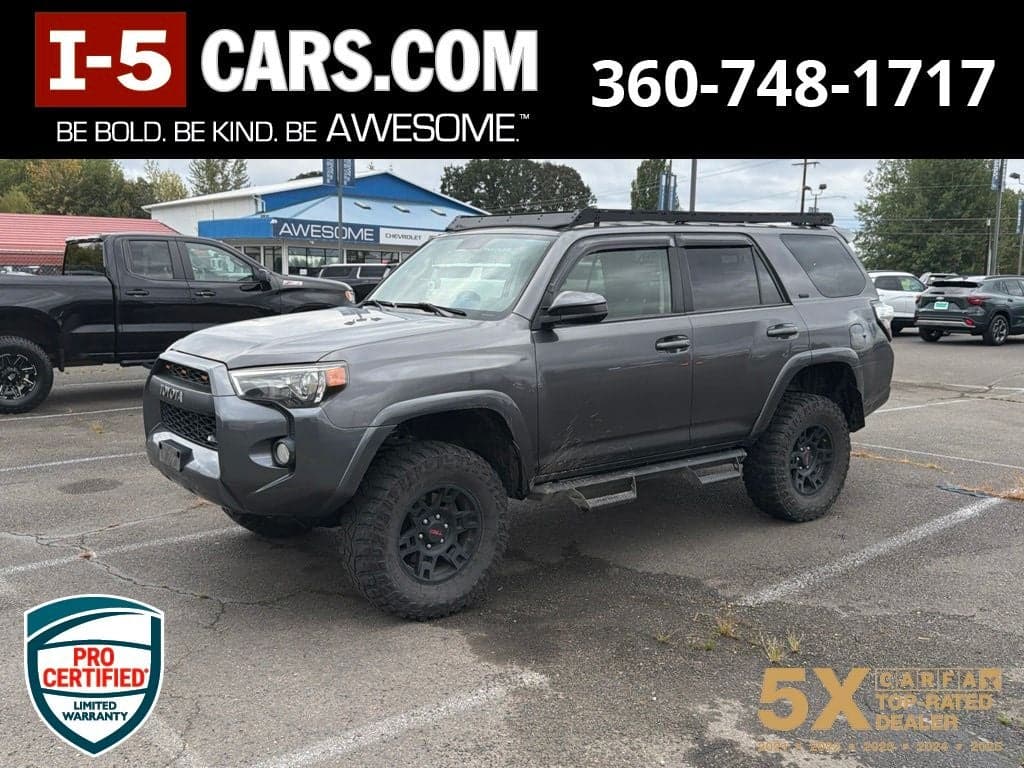 2018 Toyota 4Runner SR5 — photo 1 of 9