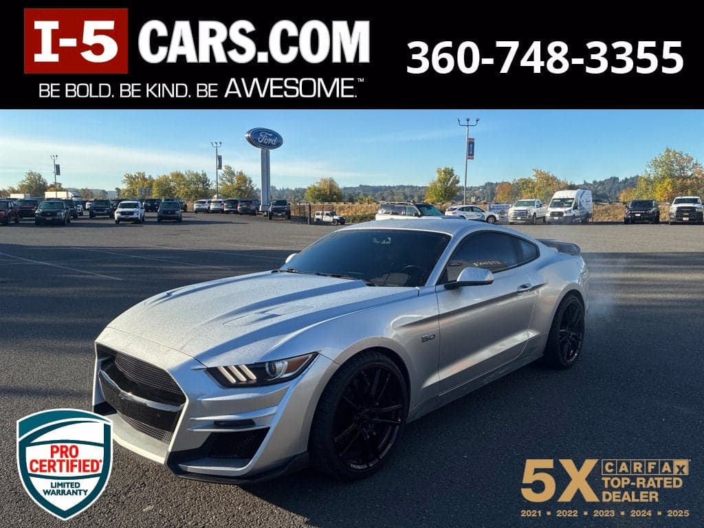 2015 Ford Mustang GT — photo 1 of 9