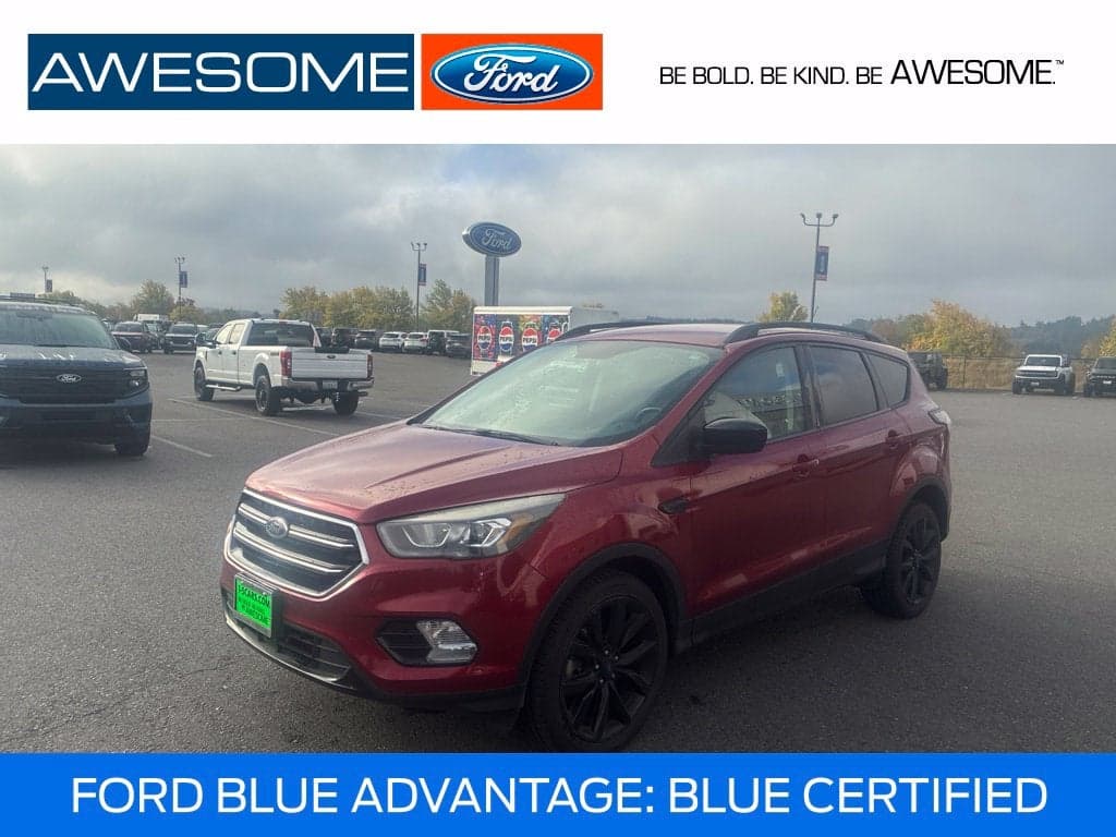 2017 Ford Escape SE — photo 1 of 12