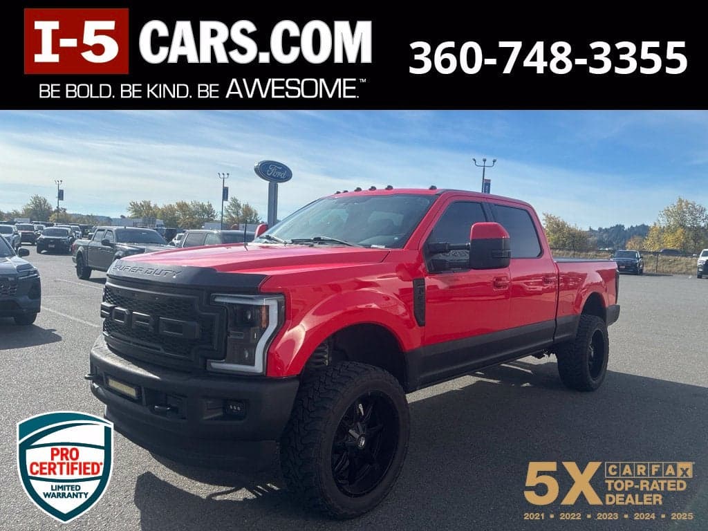 2017 Ford Super Duty F-350 SRW Lariat — photo 1 of 10