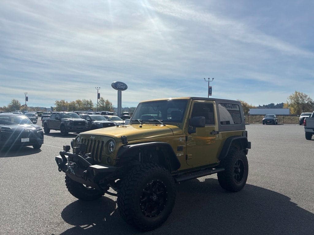 2007 Jeep Wrangler Sahara — photo 1 of 6