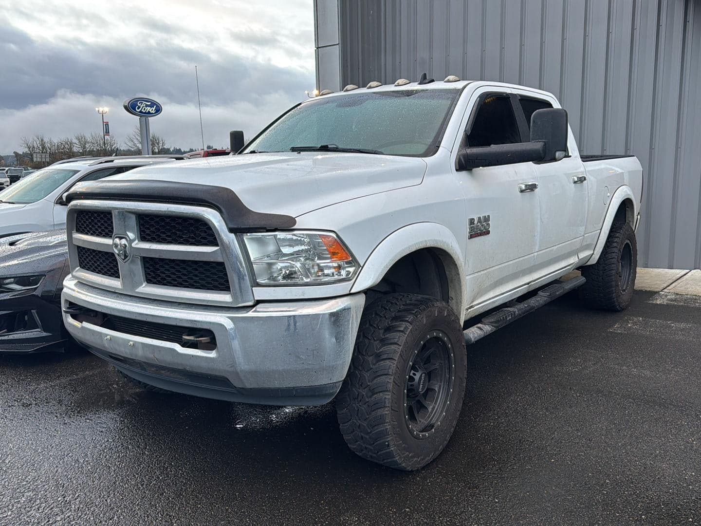 2017 RAM 3500 SLT — photo 1 of 4