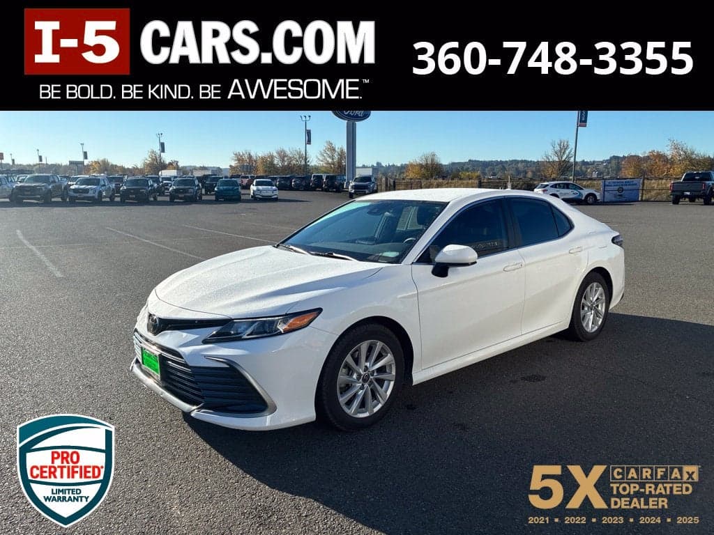 2022 Toyota Camry LE — photo 1 of 5