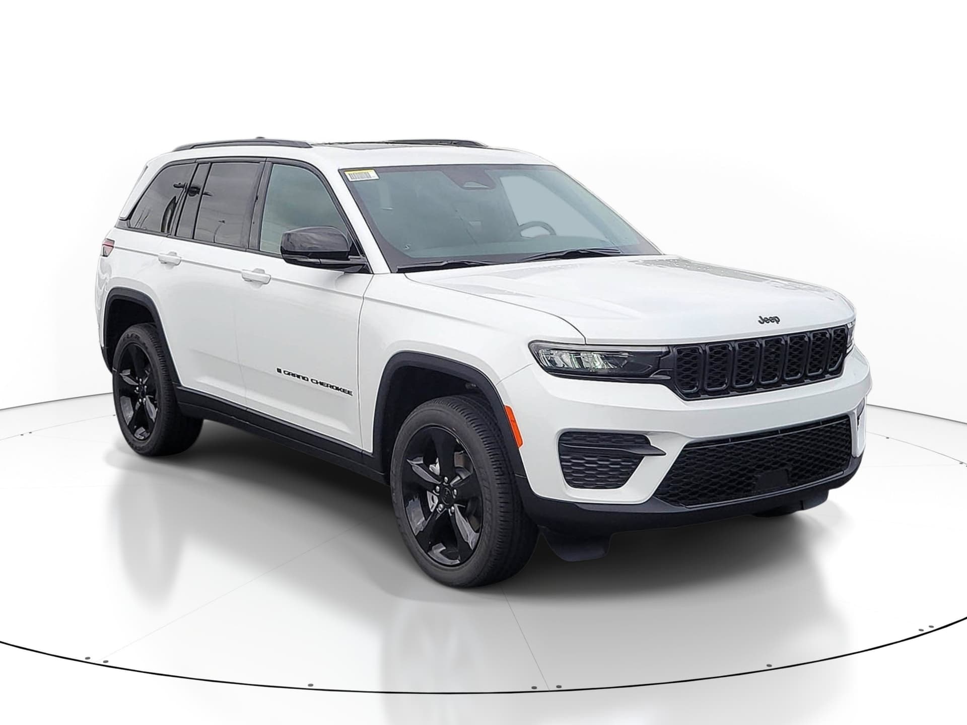 2025 Jeep Grand Cherokee Altitude X — photo 1 of 5