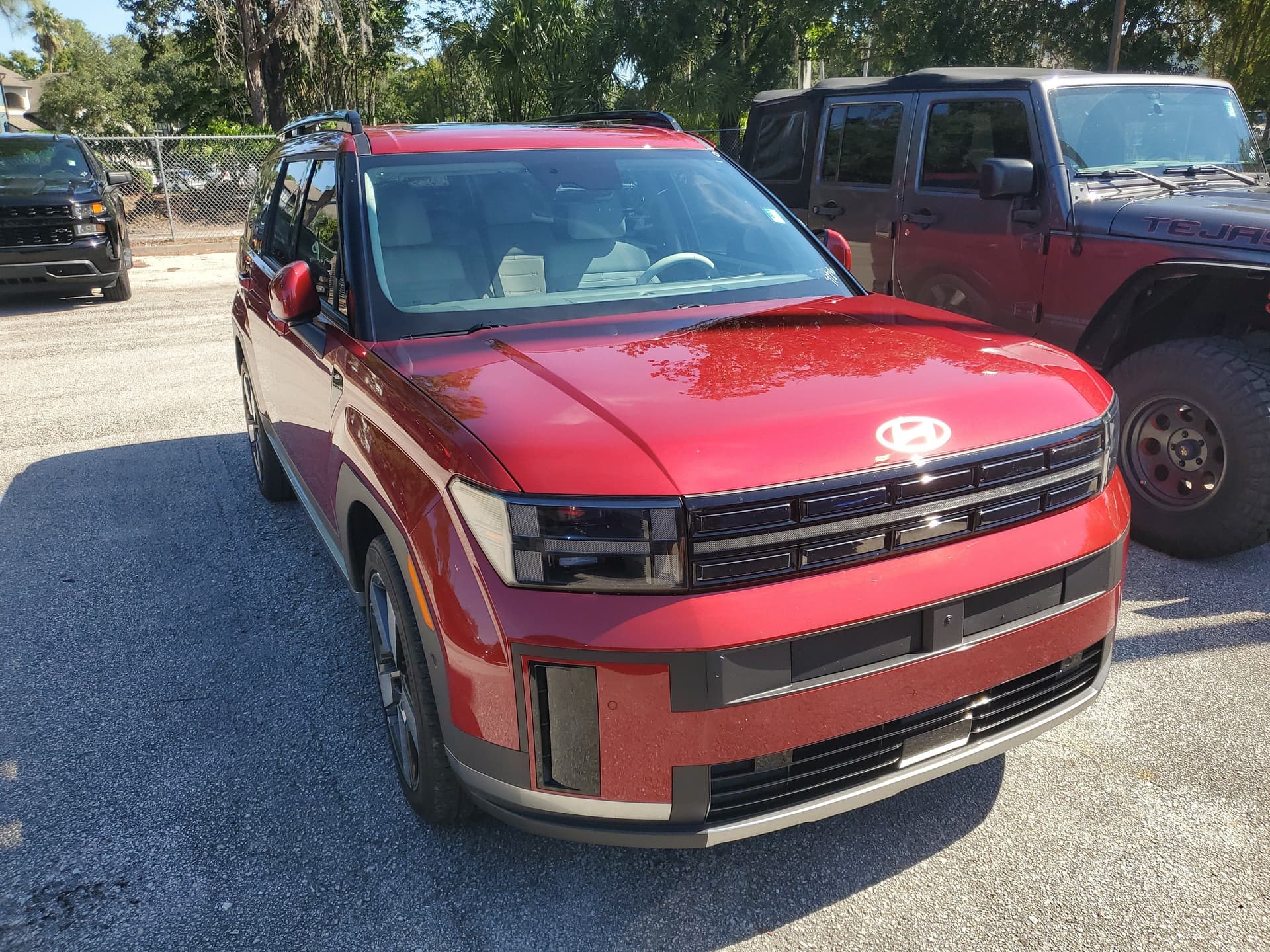 2024 Hyundai Santa Fe Limited — photo 1 of 17