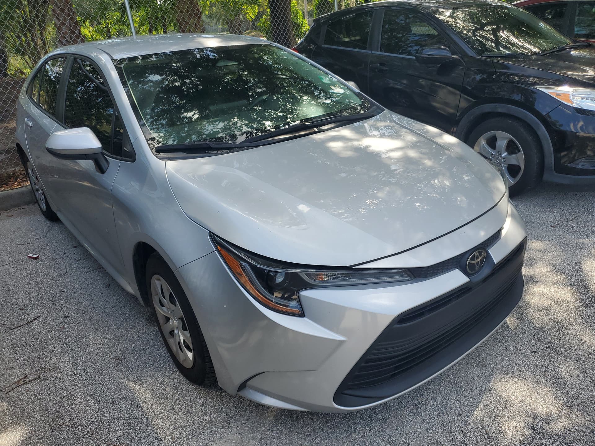 2024 Toyota Corolla LE — photo 1 of 20