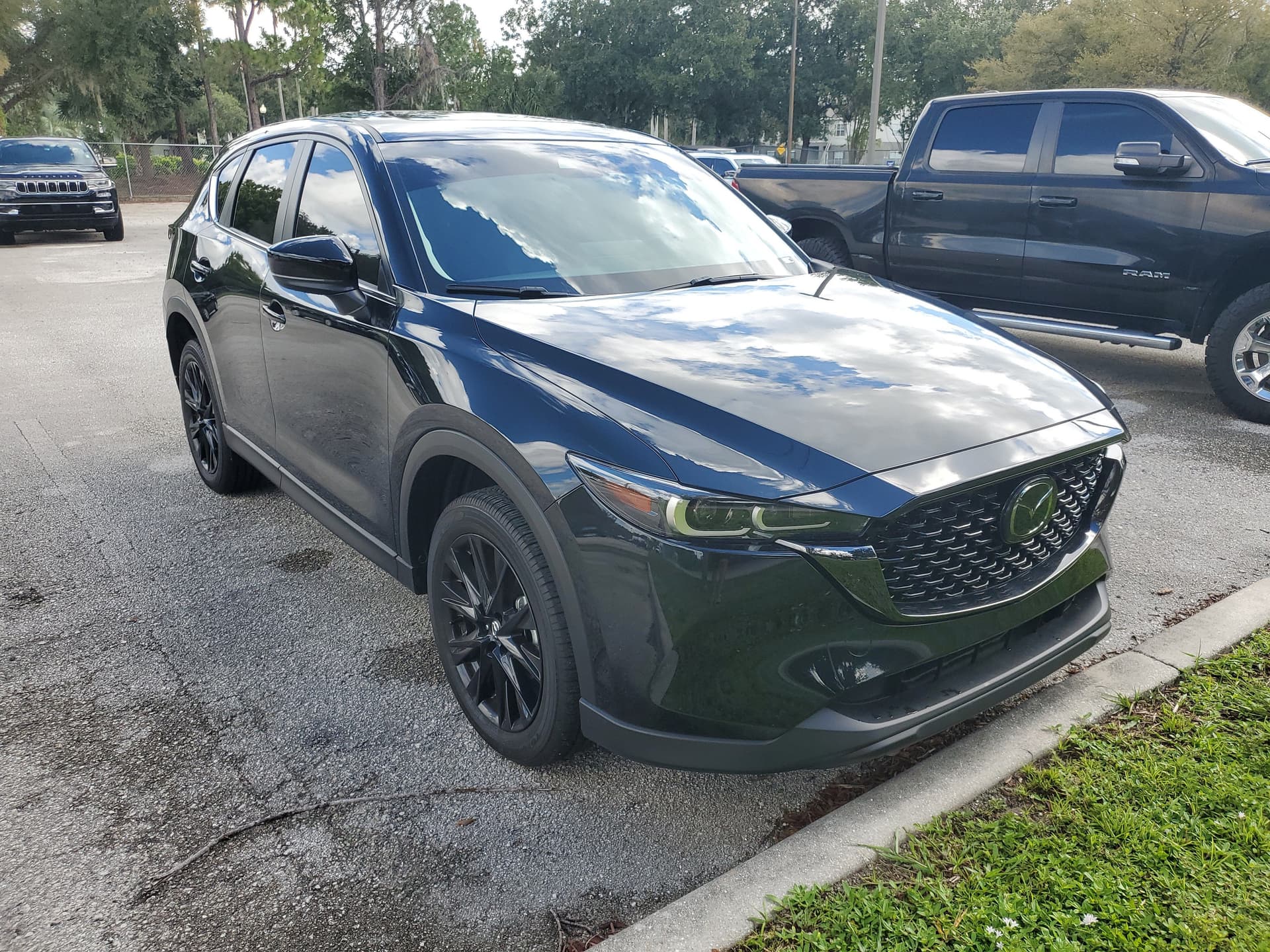 2025 Mazda CX-5 2.5 S Carbon Edition — photo 1 of 17