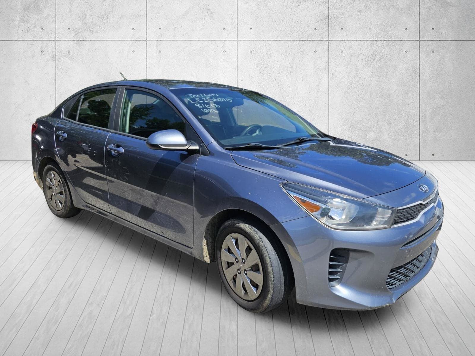2020 Kia Rio S — photo 1 of 21